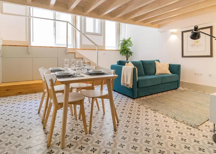 Stunning Duplex W/ Patio By Lovelystay