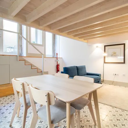 Stunning Duplex W/ Patio By Lovelystay Daire *