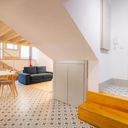 Stunning Duplex W/ Patio By Lovelystay Apartament Porto