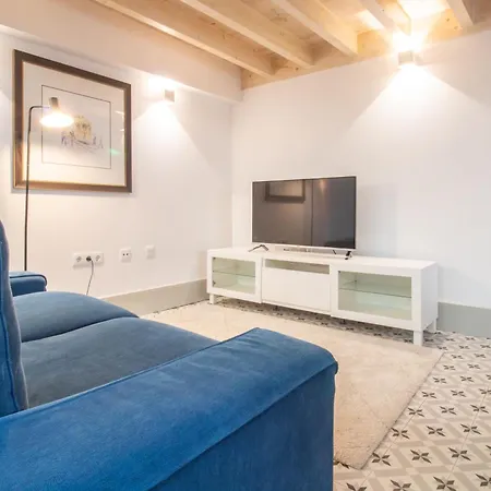 Apartament Stunning Duplex W/ Patio By Lovelystay