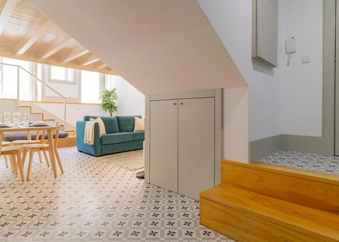 Daire Stunning Duplex W/ Patio By Lovelystay Porto