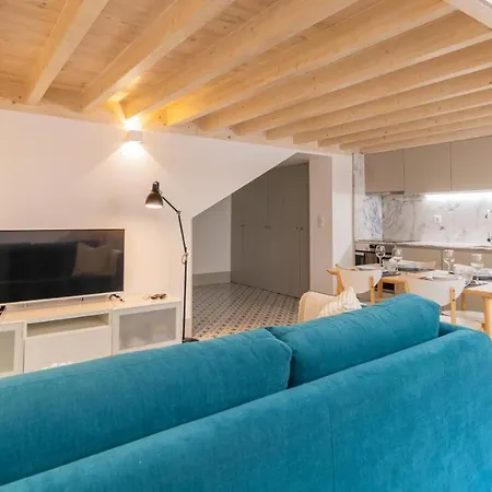 Apartament Stunning Duplex W/ Patio By Lovelystay Porto